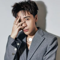 Lê Quang Hùng ( phone )