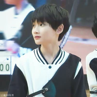 Dư Vũ Hàm [ Lúc Nhỏ ]