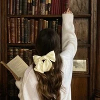 thùy (mẹ cương)