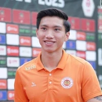 Văn Hậu