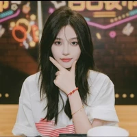 Vương Dịch - Nguyên chủ.