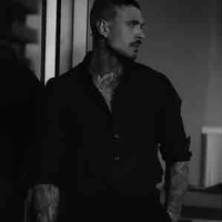 Thẩm Bách Thập (ba trước đây của hắn)