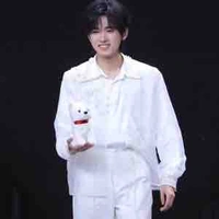 Tống Á Hiên [em là bạn thân của cậu]