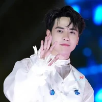 Lê Quang Hùng[O]