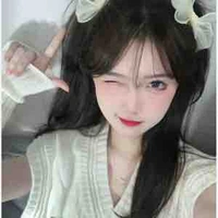 Kim Chi Nhã - em gái cô