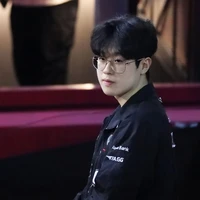 Choi Wooje ( Zeus)
