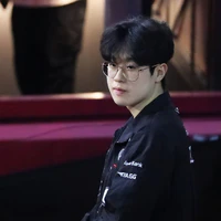 Choi Wooje ( Zeus)