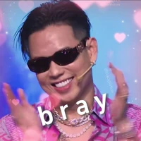 Toác giỏa khum tên