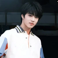 Lưu Diệu Văn(cậu )