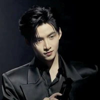 Hùng Huỳnh