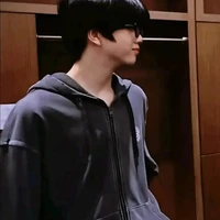 Trương Hàm Thụy