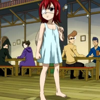 Erza Scarlet(9 tuổi)