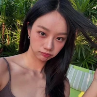 Lee Hyeri [cô]