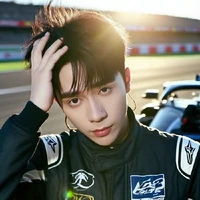 Lê quang hùng