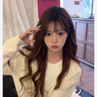 Kim Xuân(chị gái Rhy)