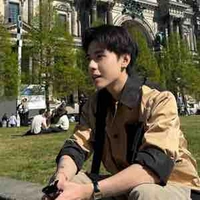 Lê Quang Hùng-phone