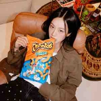 𝐋𝐞𝐞 𝐇𝐲𝐞𝐫𝐢