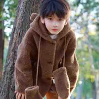 Trần Trạch An(lúc bé)