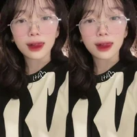 Khả Ái(chị 7)