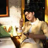 HIEUTHUHAI-Trần Minh Hiếu