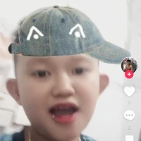 Bé Kiều đớt nam9