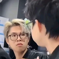 TGiả tên Kei