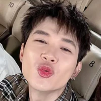 bùi anh tú(tút)