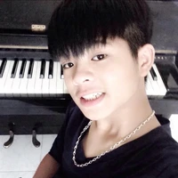 Nguyễn Quang Anh ( lúc tuổi thành niên )