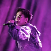 Hoàng Kim Long(Lou Hoàng)