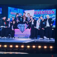 SEVENTEEN 