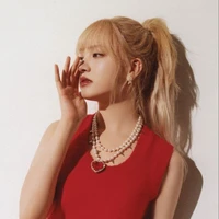 Kim Jiwon - Cô