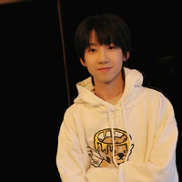 Dương Bác Văn_Anh