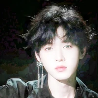 Tống Á Hiên