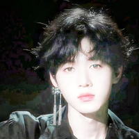 Tống Á Hiên