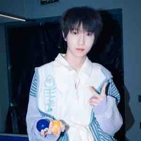 Đồng Vũ Khôn_bạn cậu