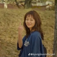tác giả nhìn j:)