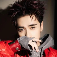 Quanh hùng