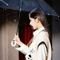 [Cô]-[Tưởng Thư Đình]