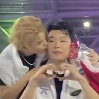 Ngân + Trung