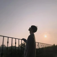 Huy (bạn nam 9)