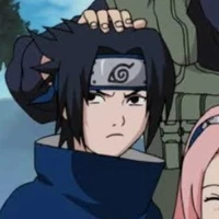 Sasuke ( còn nhỏ)