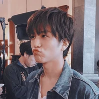 lại là anh Ngôn Nhất Trì