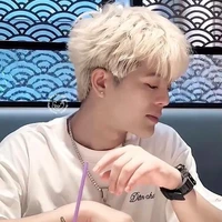 Nguyễn Quang Anh * 8t *