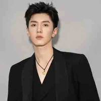 Hàn Dịch Tuấn - (bố) 