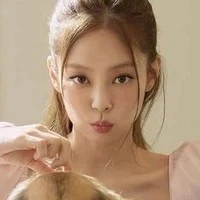 Kim Jennie ( kim lùn )