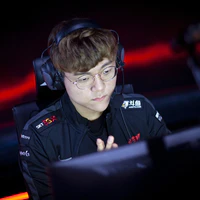 Park Jin Seong - Teddy