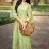 Thu Hoài ( bà hương quản )