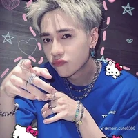 Lê Quang Hùng ( phone)