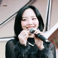 Nguyễn Khoa Tóc Tiên.