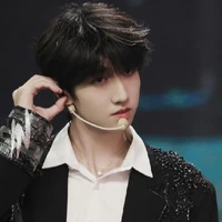 Đồng Vũ Khôn - em